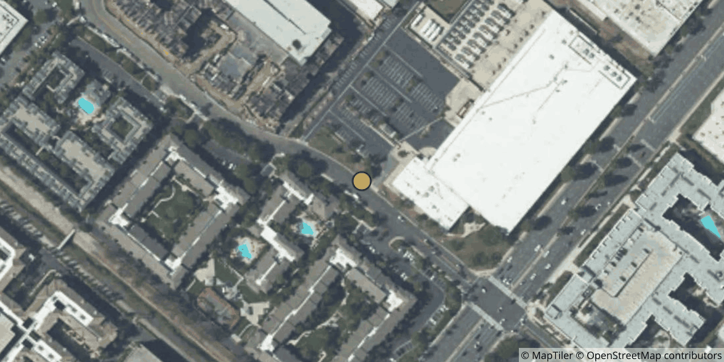 Aerial view of Centersquare Los Angeles (LAX5)