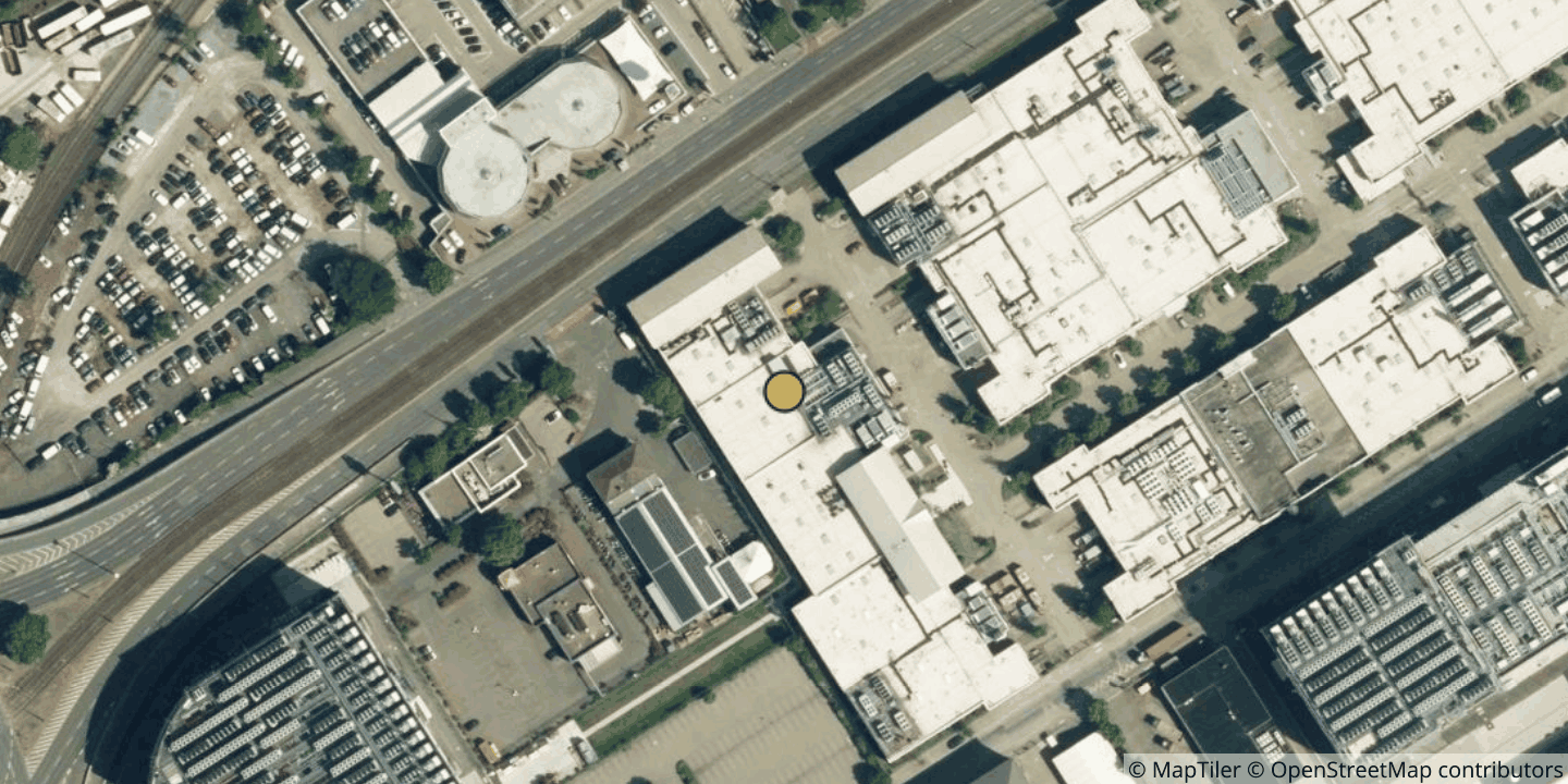 Aerial view of Hanauer Landstraße 296a (FRA7)