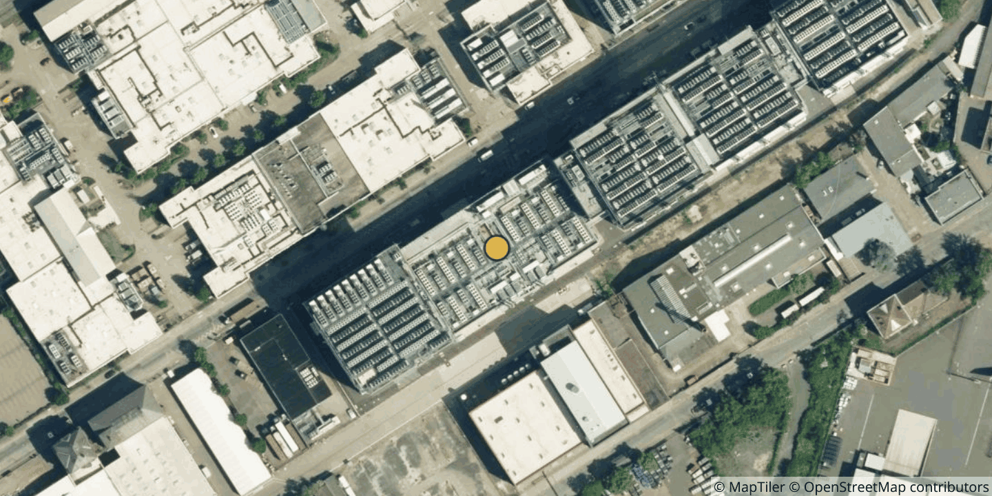 Aerial view of Weismüllerstrasse 36 (FRA8)